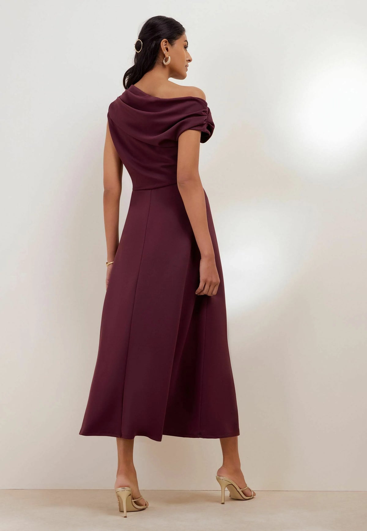 OFF THE SHOULDER HARDWARE DETAIL MIDI DRESS  - Jurk - aubergine purple